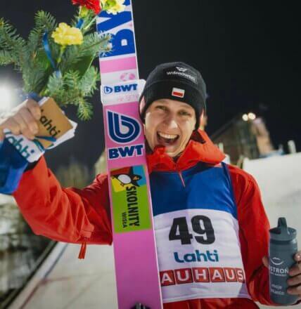 Paweł Wąsek na podium zawodów Pucharu Świata!