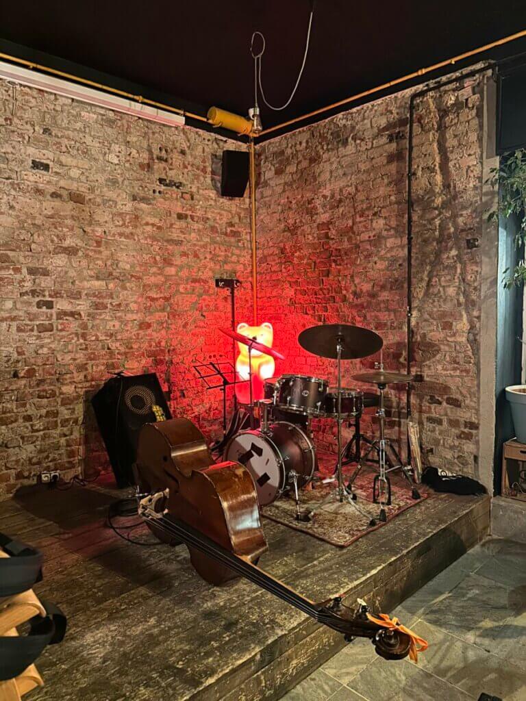 instrumenty, jazz, perkusja, lawendowa