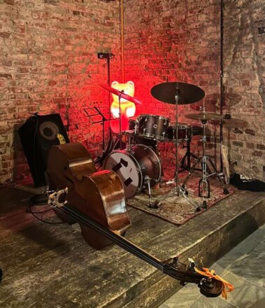instrumenty, jazz, perkusja, lawendowa