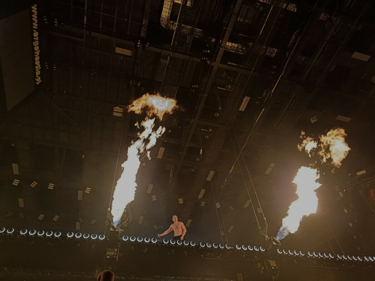 Moment w trakcie "Killing in the name"