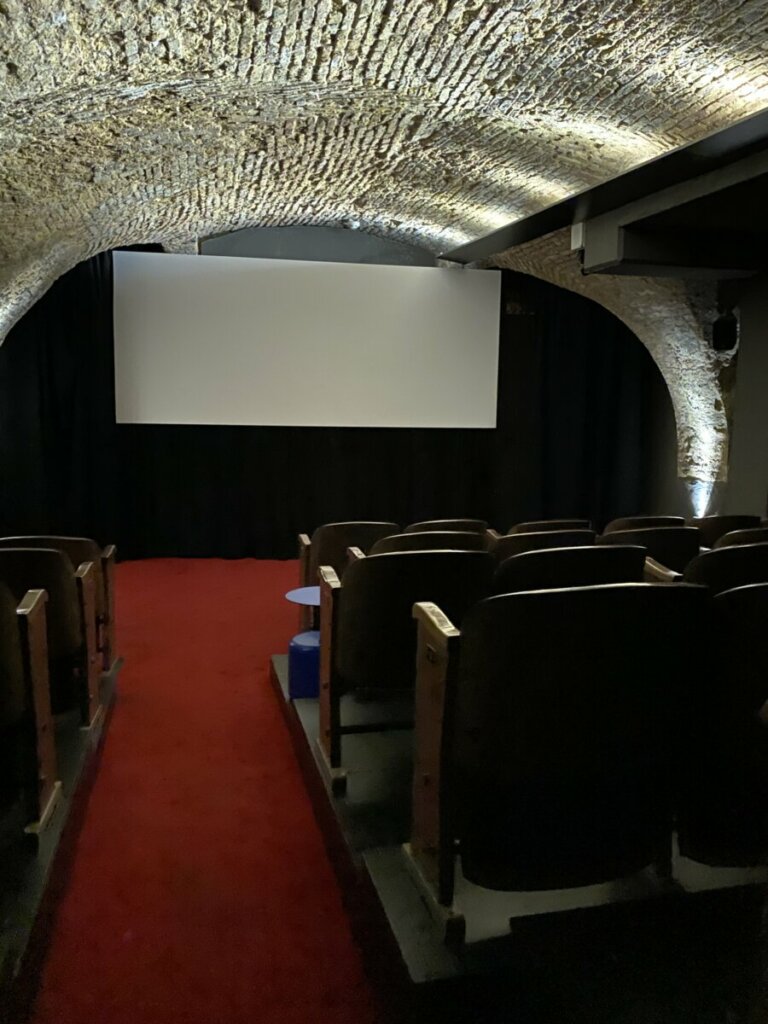 Kino Kameralne Cafe Gdańsk film kino kawiarnia kawa Trójmiasto