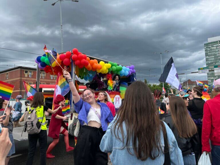 Zrobieni na szaro - zdjęcie do artykułu, marsz równości 2025 /fot. Eden Król