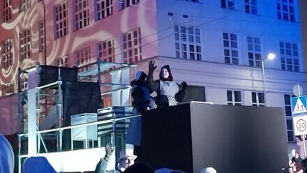 platforma przedstawiająca gdyński modernizm